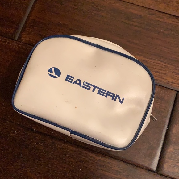 Vintage Eastern Airline Zip Pouch USED - Picture 2 of 6